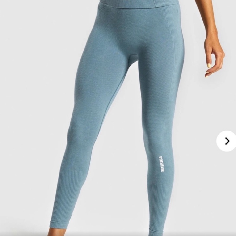GYMSHARK Small Power Down Leggings in Turquoise